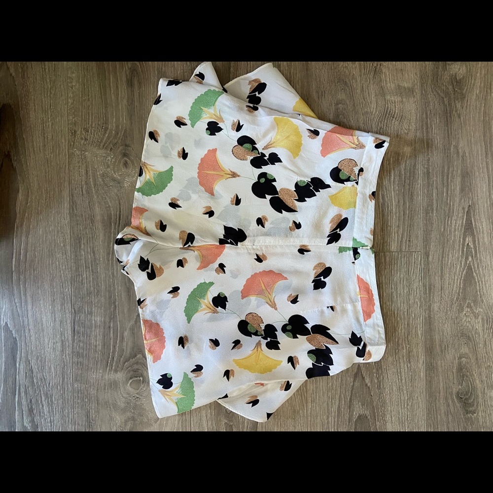 Topshop Floral shorts - Picture 4 of 4